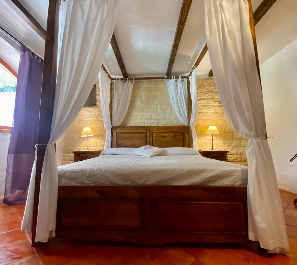 Vign'Alva Bed & Breakfast Castelsardo Ngoại thất bức ảnh